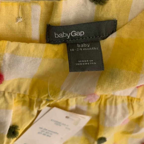 NWT Baby Gap Girls 18-24 Months Matching Romper and Hat - Picture 6 of 9